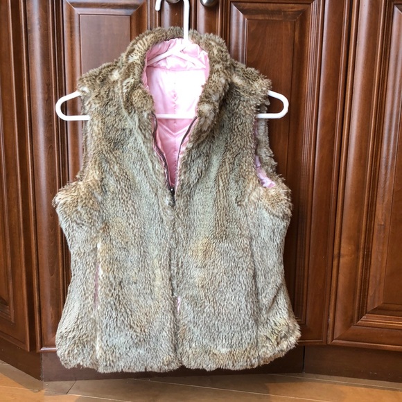 Girls Reversible Vest - Picture 4 of 5